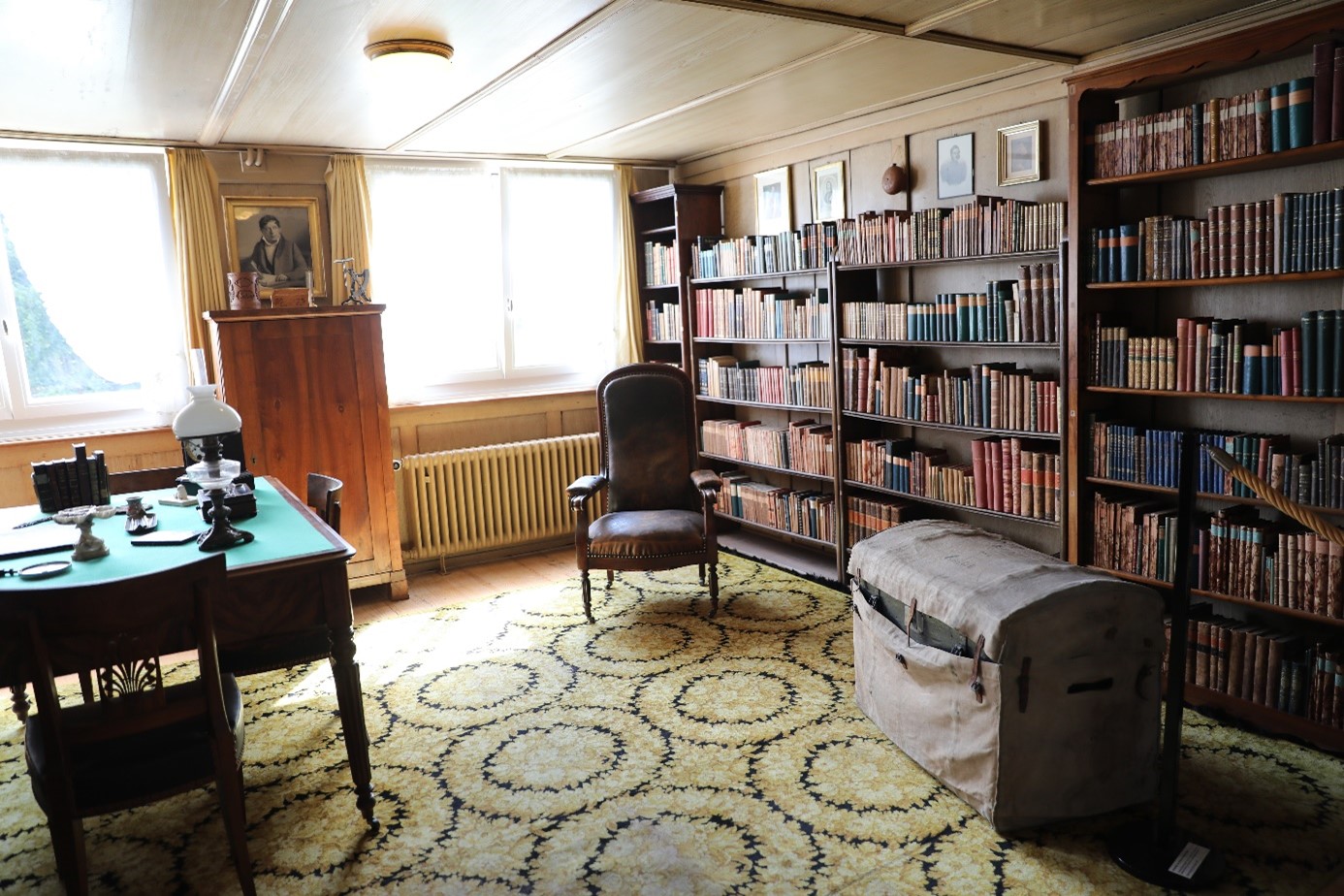 Das Arbeitszimmer von Conrad Ferdinand Meyer in Kilchberg mit der Privatbibliothek 