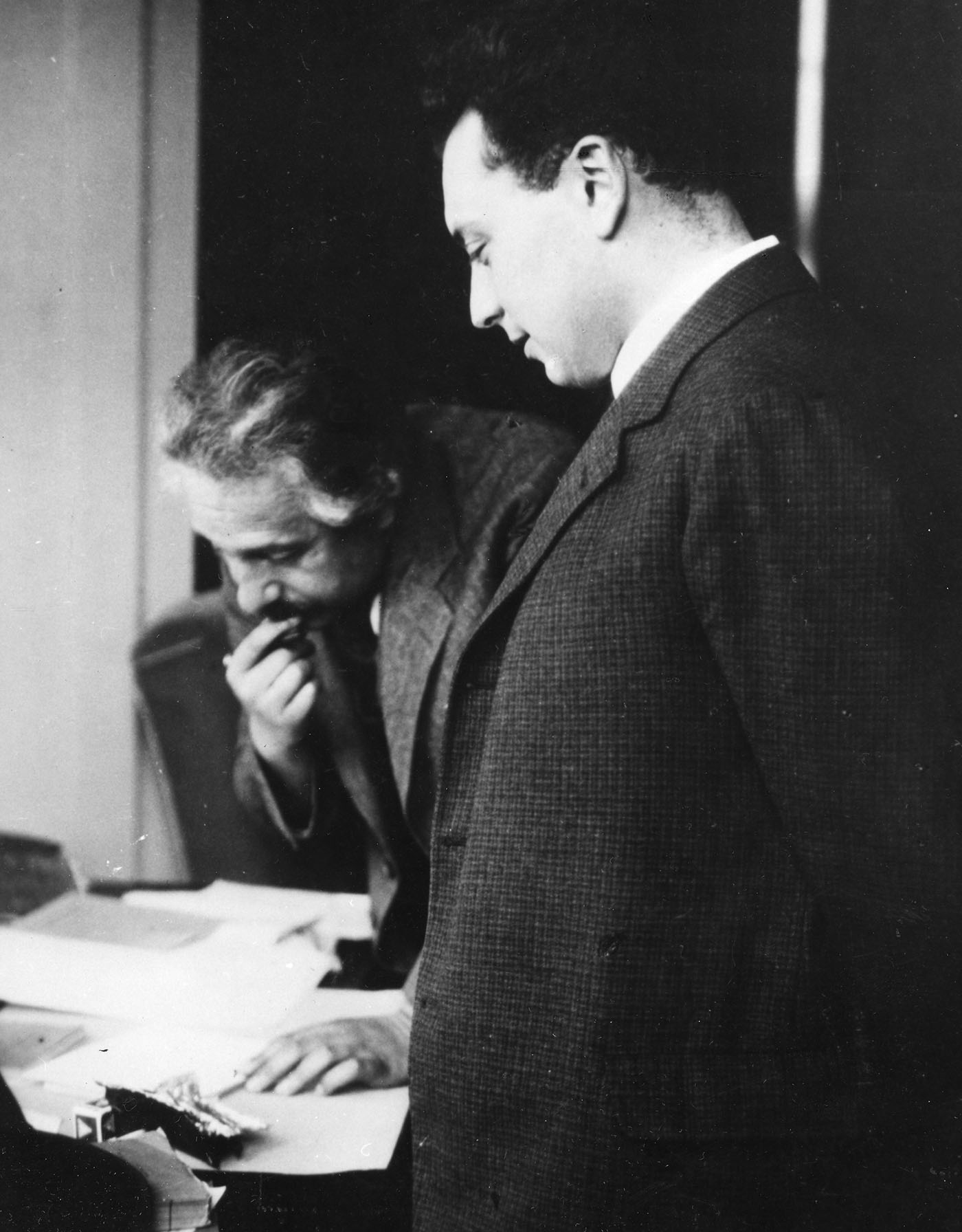 Albert Einstein und Pauli. (Bild: photograph by Paul Ehrenfest, CERN, courtesy of AIP Emilio Segrè Visual Archives)